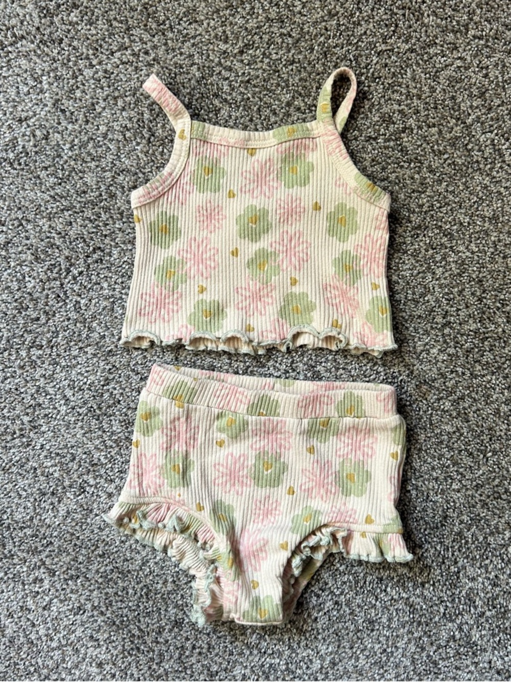 Wild Wawa Tank Outfit